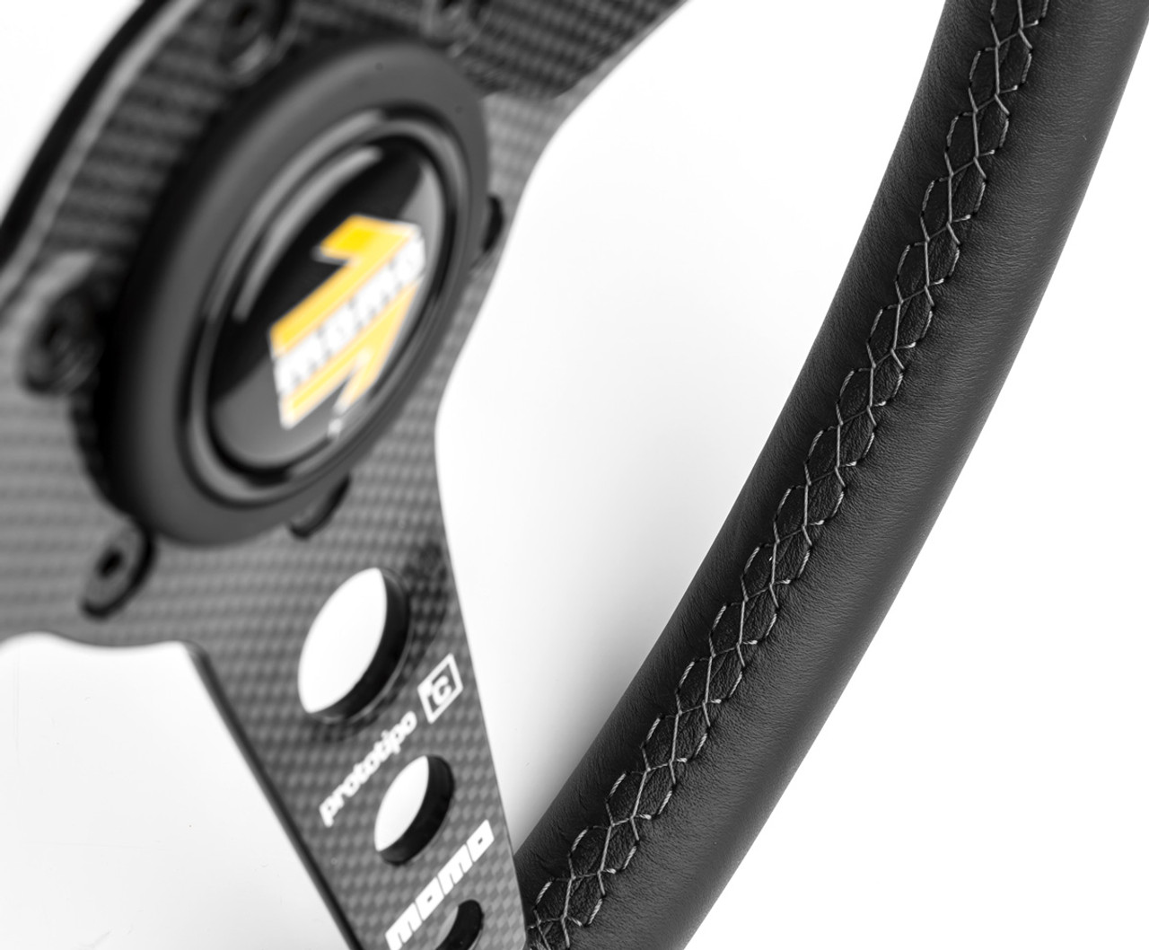 MOMO PROTOTIPO 6C CARBON FIBER