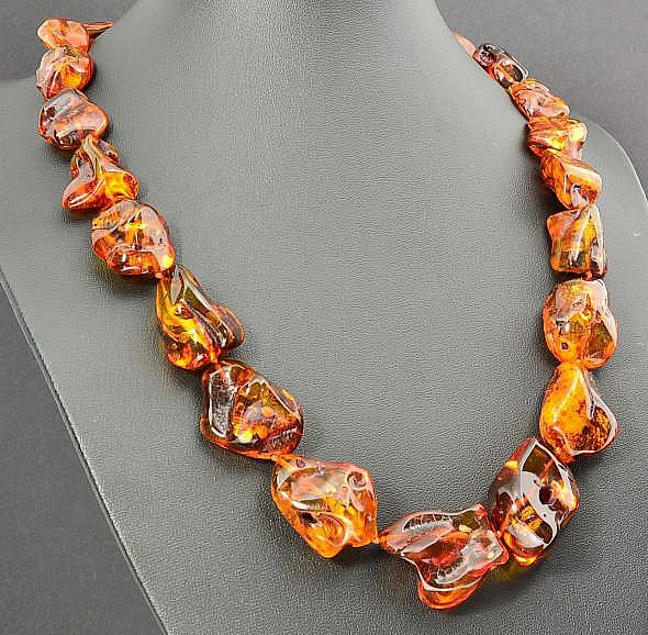 ネックレス・ペンダント amber necklace Amber Necklace Made of Natural Shape Cognac Color Amber Rocks.