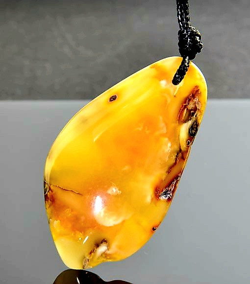 Amber Amulet