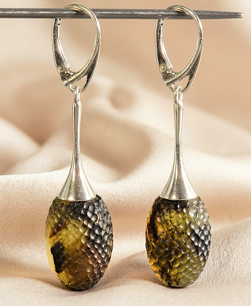 SNAKE SKIN Amber Drop Dangle Earrings Made of Earth Colors Amber