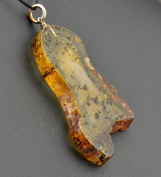 amber pendant 