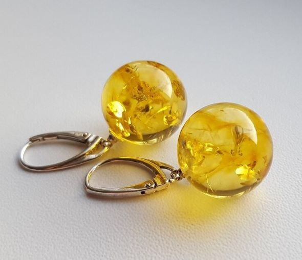 Amber Earrings 
