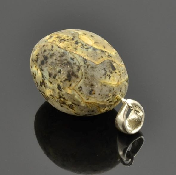 amber pendant 