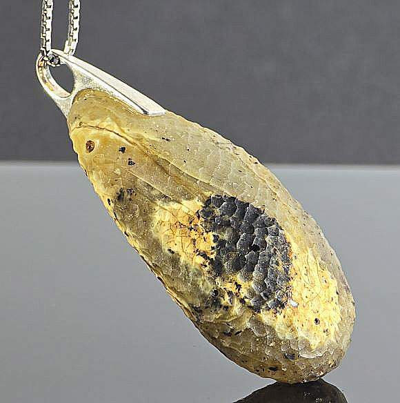 Amber Pendant