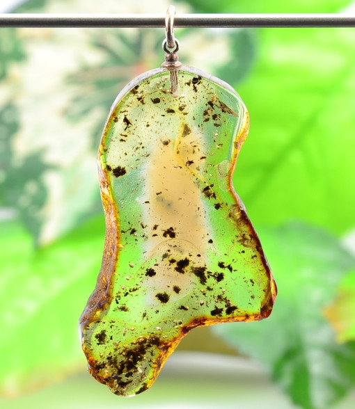 amber pendant 
