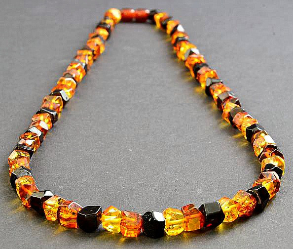 Amber Beaded Necklace 
