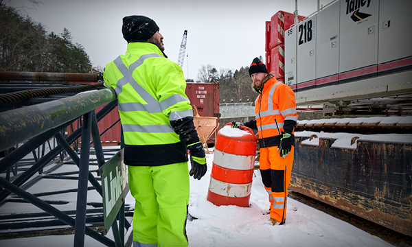 Shop ANSI rated high-visibility gear for cold storage, construction, transportation, and utilities at Pro.RefrigiWear.com.