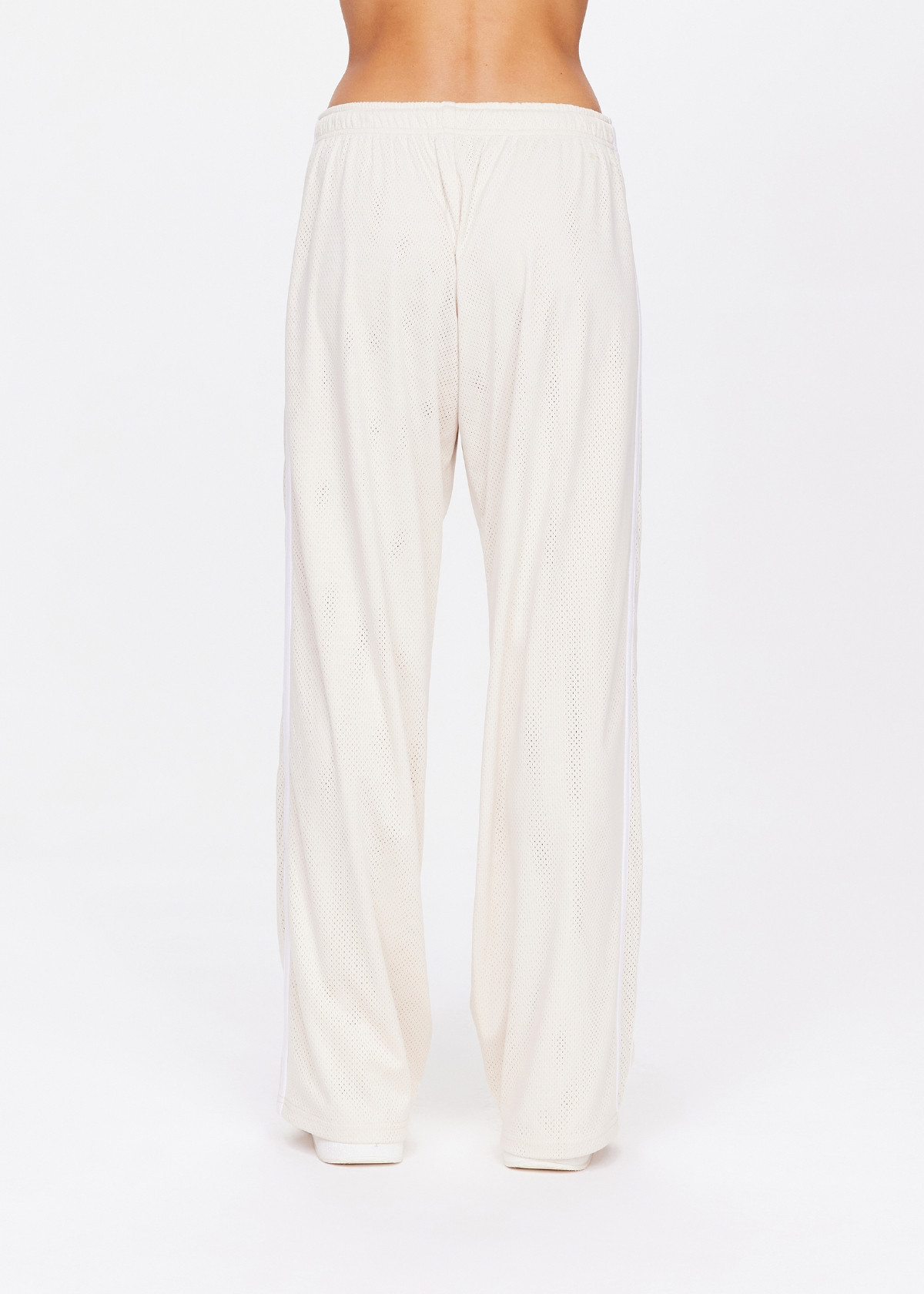 JOSIE STRAIGHT LEG PANT in CREME | The UPSIDE