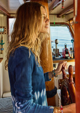 THE UPSIDE women's tie dye organic cotton Seeker Amana Long Sleeve Knit is designed for a regular fit and features a ribbed neckline. Made for lifestyle.