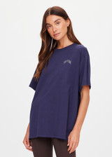 ISADORA SAMMI TEE - NAVY [USW926006]