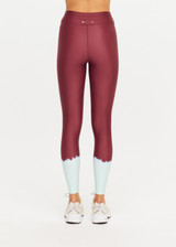 THE UPSIDE women’s tie dye recycled Rio 25inch Midi Legging offers a mid rise, drawcord waist and is printed in supersoft and breathable fabric. Made for yoga and pilates.