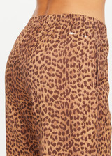THE UPSIDE women’s leopard lyocell cotton Javan Juliet Pant is a low rise pant and features an elasticated waistband, side seam pockets and split hem detail. Made for lifestyle.