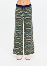 THE UPSIDE women's Viva Juniper Knit Pant is a soft and supportive fit and features a straight leg silhouette, geo jacquard knit design and contrast side stripe detailing. Made for lifestyle.
