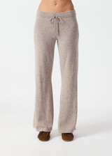THE UPSIDE women’s brown Amelie Cashmere Knit Pant is a mid-rise, straight-leg style with an elasticated waistband and tonal knitted drawcord. Made for lifestyle.