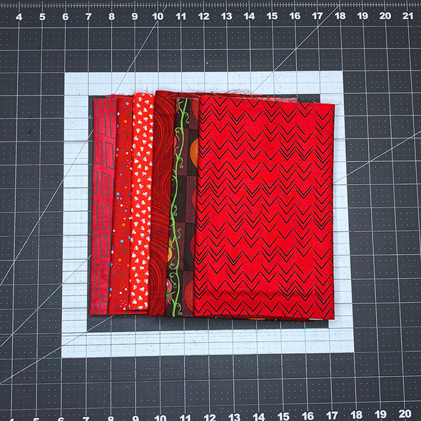 Mixed Fat Quarter Pack - Red/6pc