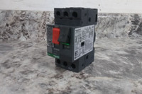 Schneider GV2ME10 690VAC Maximum Voltage Rating Manual Motor Starter-13408504