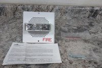 Eaton CN125721 24VDC 83 dB Chime-43464444