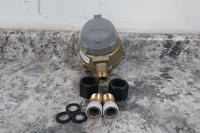 Badger 103-3721 3/4 In NPT Connection 0.75 to 35 GPM Mechanical Flowmeter-34211639