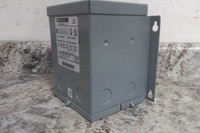 Square D 500SV1B 0.5 kVA Wall Mount Dry Type Power Distribution Transformer-52237482