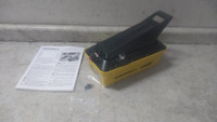 Enerpac PATG1102N 1/4 In FNPT Air Inlet 10000 PSI Cap Air Powered Hydraulic Pump-56502347