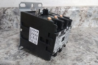 Square D 8910DPA33V02U1 600V Maximum Voltage Definite Purpose Magnetic Contactor-14441934