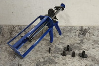 Vibra-Tite D400RVA 26:1 Thrust Ratio Blue Multiple Ratio Two-Part Applicator-32326332