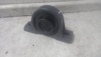 NTN UCPX-2.1/2M 2-1/2 In Bore Diameter Cast Iron Housing Pillow Block Bearing-98354996