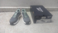 Reebok RB316 Size 6-1/2 W Women's Gray Composite Toe Athletic Style Work Shoe-39226281