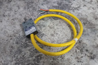 Telemecanique Sensors 9007ML04S0100 3 In-Lb Max Operating Torque Limit Switch-74543982