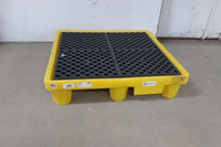 Ultratech 1000 6,000 Lb Load Capacity 4 Drum Ultra Spill Pallet-93044193