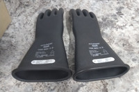 Activarmr CLASS 1 B 14 Size 10 Class 1 Black Electrical Insulating Gloves-65530943