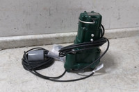 Zoeller 140-0029 1 HP 3450 RPM 115VAC 50 Ft Max Head Submersible Sump Pump-67516198