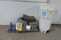 Pig KIT272 50 Gal Container Capacity 30 Gal Volume Absorbed Spill Kit-91645204