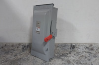 Siemens HF323NR 240VAC 100 A Three Phase Heavy Duty Fusible Safety Switch-26545576