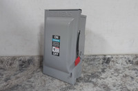 Siemens GF223NRA 240VAC 100 A Single/Three Phase Fusible Safety Switch-94279974