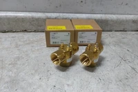 Johnson Controls JT3427 2 Pk 1 In Female NPT Port Hydronic Globe Valve-93866513