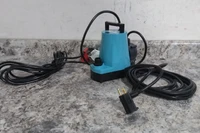 Little Giant 505717 1/6 HP 3450 RPM 115VAC 25 Max GPM Plug-In Utility Pump-96842812