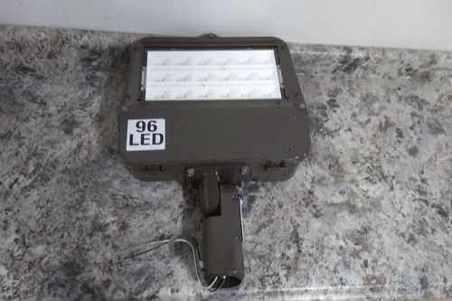 Evolve EFM1010CC76750NAK1DKBZ 120 to 277VAC 15,000 Lumens LED Floodlight-37962472