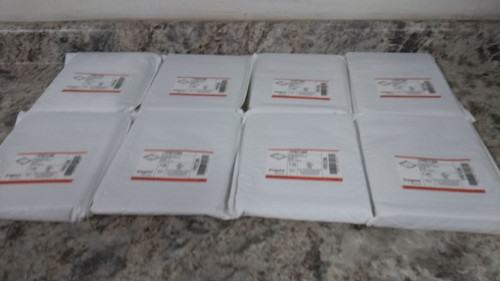 Wiremold 43507 8 Pk Black Flanged Cover Assembly-77268806