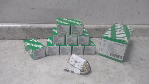 Bryant BRY8200WTR 10 Pk 125VAC 15 A Current Rating White Receptacle-68870334