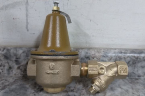 Watts 1 LF223-S 1 In Inlet/Outlet FNPT x FNPT Water Pressure Regulator-38656723