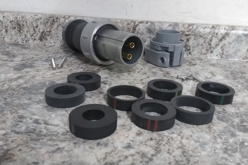 Hubbell HBL3100PS2W 600VAC 100 A Single Phase Pin and Sleeve Plug-34031822