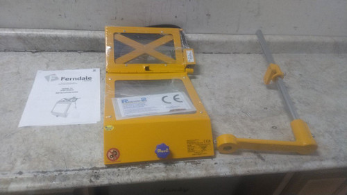 Repar TC-1-CM 19 In Shield Depth 12 In Shield Width Lathe Toolpost Guard-99753451