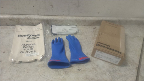 Salisbury GK011BL/7 Size 7 11 In Length Class 0 Blue Electrical Glove Kit-88264586