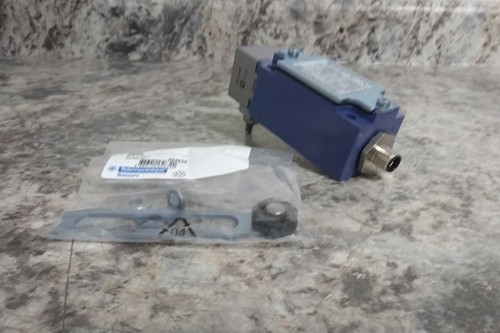 Telemecanique Sensors XCKJ10541D 4 A at 240V 1NO/1NC Contact Form Limit Switch-18397534