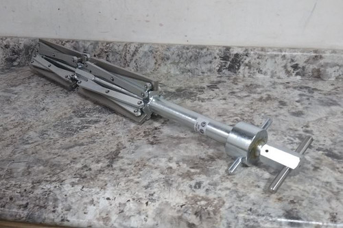 Sumner 400-3SS 8 to 12 In Pipe Size Internal Fit-Up Clamp-37909743