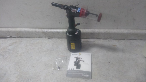 Pop Avdel 76004-00003 1/4 In NPT Air Inlet Air Powered Rivet Tool-70634054