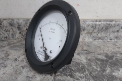 Midwest Instrument 142-AC-00-OO-30H 4-1/2 In Dial Differential Pressure Gauge-61782054