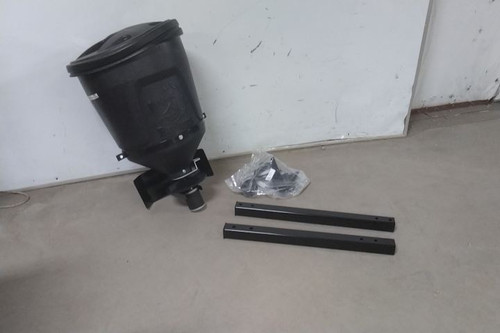 Buyers Products UTVS16 15 Gal Capacity 30 Ft Max Spread UTV Tailgate Spreader-81087026