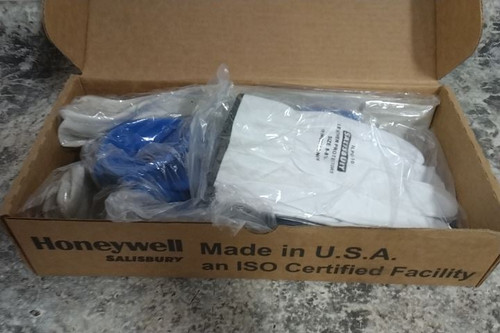 Salisbury GK011BL/8 Size 8 Class 0 Blue Electrical Glove Kit-99023668